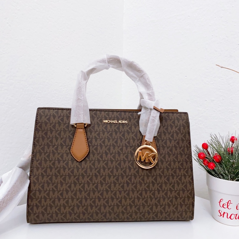 Michael Kors Sheila Medium Satchel